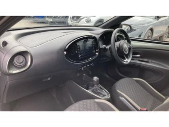 Toyota Aygo X 1.0 VVT-i Edge 5dr Auto Petrol Hatchback