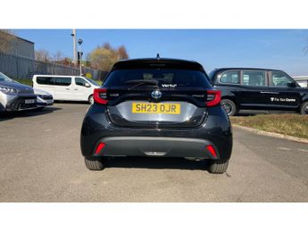 Toyota Yaris 1.5 Hybrid Design 5dr CVT [Safety Pack] Hybrid Hatchback