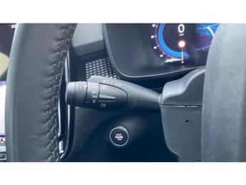 Volvo XC40 2.0 B4P Plus Dark 5dr Auto Petrol Estate