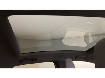 Volkswagen ID.3 150kW Family Pro Performance 58kWh 5dr Auto Electric Hatchback