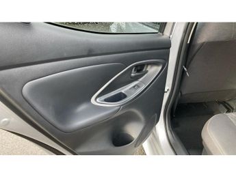 Toyota Yaris 1.5 Hybrid Design 5dr CVT Hybrid Hatchback