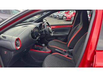 Toyota Aygo X 1.0 VVT-i Edge 5dr Auto Petrol Hatchback