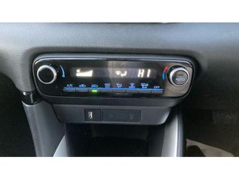 Toyota Yaris 1.5 Hybrid Design 5dr CVT Hybrid Hatchback