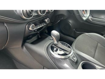Nissan Juke 1.0 DiG-T 114 N-Connecta 5dr DCT Petrol Hatchback