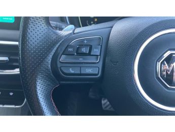 MG HS 1.5 T-GDI Trophy 5dr DCT Petrol Hatchback