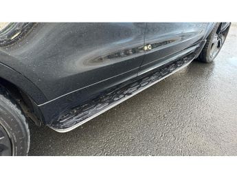 Land Rover Discovery 3.0 D300 R-Dynamic HSE 5dr Auto Diesel Station Wagon