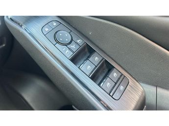 Nissan Qashqai 1.3 DiG-T MH 158 Acenta Premium 5dr Xtronic Petrol Hatchback