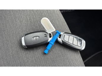 Hyundai KONA 150kW Premium 64kWh 5dr Auto Electric Hatchback
