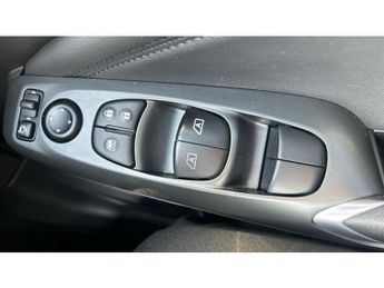 Nissan Juke 1.6 Hybrid N-Connecta 5dr Auto Hybrid Hatchback