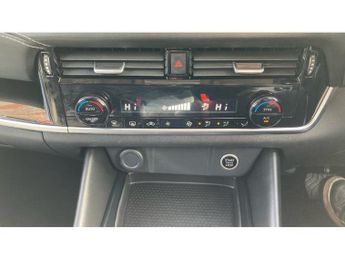 Nissan Qashqai 1.3 DiG-T MH 158 N-Connecta 5dr Xtronic Petrol Hatchback
