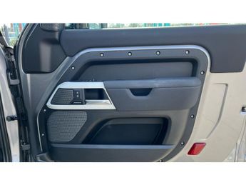 Land Rover Defender 3.0 D250 X-Dynamic SE 90 3dr Auto Diesel Estate