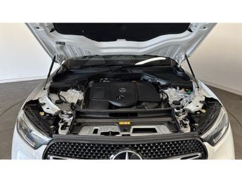 Mercedes-Benz GLC 300e 4Matic Urban Edition 5dr 9G-Tronic Estate