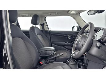 MINI Hatchback 1.5 Cooper Classic II 5dr Auto Petrol Hatchback