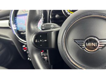 MINI Hatchback 135kW Cooper S Level 2 33kWh 3dr Auto Electric Hatchback