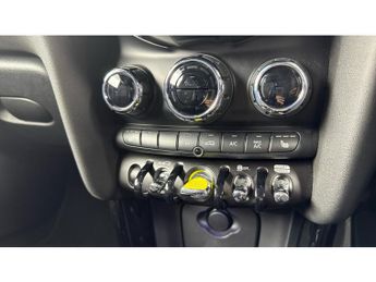 MINI Hatchback 135kW Cooper S Level 2 33kWh 3dr Auto Electric Hatchback