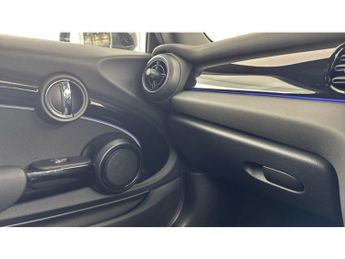 MINI Hatchback 135kW Cooper S Level 2 33kWh 3dr Auto Electric Hatchback