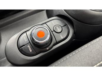 MINI Hatchback 2.0 Cooper S Sport II 3dr Auto Petrol Hatchback