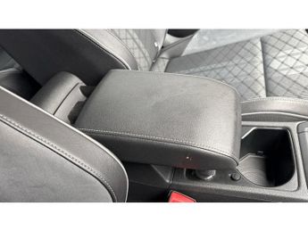 Volkswagen Golf 1.5 eTSI 150 R-Line 5dr DSG Petrol Hatchback