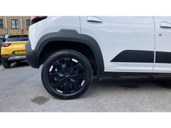 Dacia Spring 27kWh Extreme 65 48kW 5dr Auto Electric Hatchback