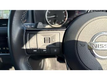 Nissan Qashqai 1.3 DiG-T MH 158 N-Connecta 5dr Xtronic Petrol Hatchback