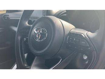 Toyota Yaris 1.5 Hybrid Design 5dr CVT Hybrid Hatchback