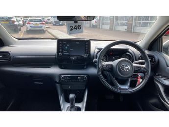 Toyota Yaris 1.5 Hybrid Design 5dr CVT Hybrid Hatchback