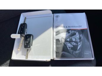 Toyota Yaris 1.5 Hybrid Icon 5dr CVT Hybrid Hatchback