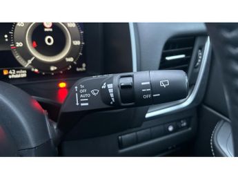 Nissan Qashqai 1.5 E-Power N-Connecta [Glass Roof] 5dr Auto Hybrid Hatchback