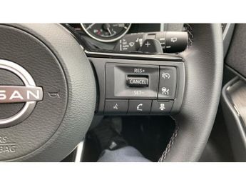 Nissan Qashqai 1.3 DiG-T MH 158 Acenta Premium 5dr Xtronic Petrol Hatchback