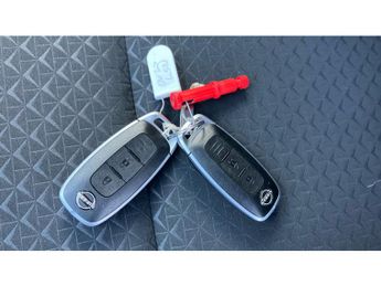 Nissan Juke 1.0 DiG-T N-Connecta 5dr DCT Petrol Hatchback