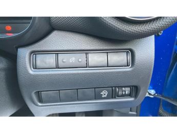 Nissan Juke 1.0 DiG-T N-Connecta 5dr DCT Petrol Hatchback