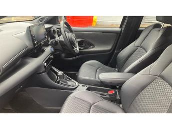 Toyota Yaris 1.5 Hybrid Dynamic 5dr CVT Hybrid Hatchback