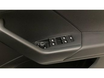 Volkswagen T-Cross 1.0 TSI 110 SEL 5dr DSG Petrol Estate