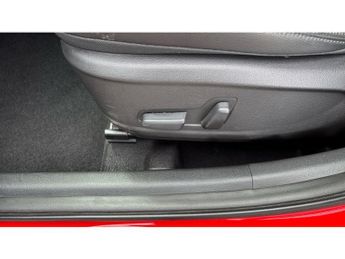 Hyundai KONA 1.6 GDi Hybrid Ultimate 5dr DCT Hybrid Hatchback