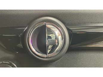 MINI Hatchback 2.0 Cooper S Exclusive II 5dr Auto [Comfort/Nav] Petrol Hatchbac