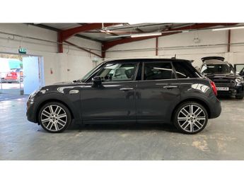 MINI Hatchback 2.0 Cooper S Exclusive II 5dr Auto [Comfort/Nav] Petrol Hatchbac