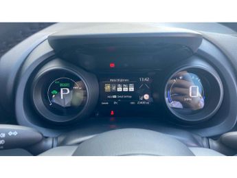 Toyota Yaris 1.5 Hybrid Design 5dr CVT Hybrid Hatchback