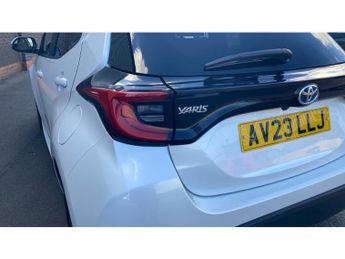 Toyota Yaris 1.5 Hybrid Design 5dr CVT Hybrid Hatchback