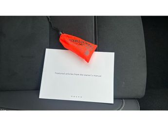 Volvo XC40 2.0 B4P Ultimate Dark 5dr Auto Petrol Estate