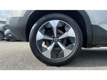 Volvo XC40 2.0 B4P Ultimate Dark 5dr Auto Petrol Estate