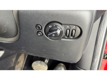 MINI Hatchback 1.5 Cooper Classic 5dr Auto Petrol Hatchback