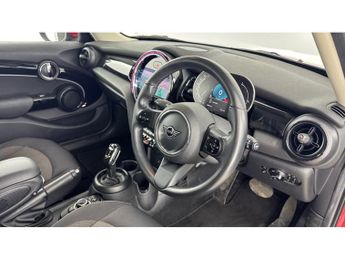 MINI Hatchback 1.5 Cooper Classic 5dr Auto Petrol Hatchback