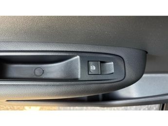 Renault Arkana 1.6 E-TECH Hybrid 145 Iconic 5dr Auto Hybrid Estate