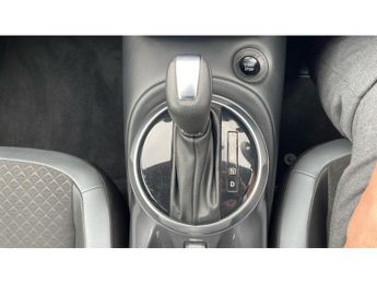 Nissan Juke 1.6 Hybrid N-Connecta 5dr Auto Hybrid Hatchback