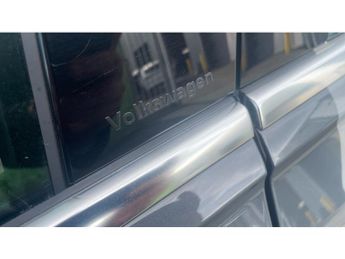 Volkswagen Tiguan 2.0 TDI R-Line 5dr DSG Diesel Estate