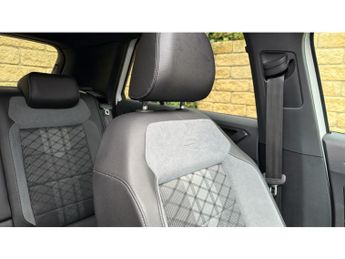 Volkswagen T-Roc 1.5 TSI R-Line 5dr DSG Petrol Hatchback