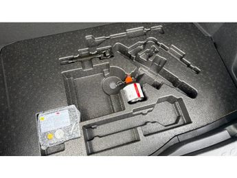 Toyota C-HR 1.8 Hybrid Design 5dr CVT Hybrid Hatchback