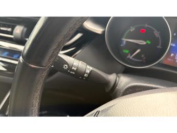 Toyota C-HR 1.8 Hybrid Design 5dr CVT Hybrid Hatchback
