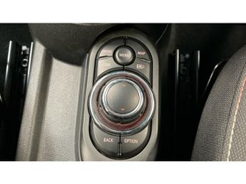 MINI Hatchback 1.5 Cooper Classic 3dr Auto Petrol Hatchback