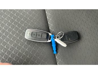 Nissan Juke 1.6 Hybrid N-Connecta 5dr Auto Hybrid Hatchback